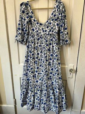 EDDY Hayley Puff sleeve Midi Dress Floral Midi Dress in Blue & White Size XS